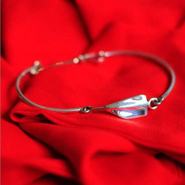 Rowing Cleaver Oar Women's Bracelet II - Strokeside Designs rowing gifts - rowing jewellery